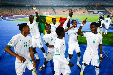 COUPES AFRICAINES DE FOOTBALL : ET DE 4 POUR LE SENEGAL !