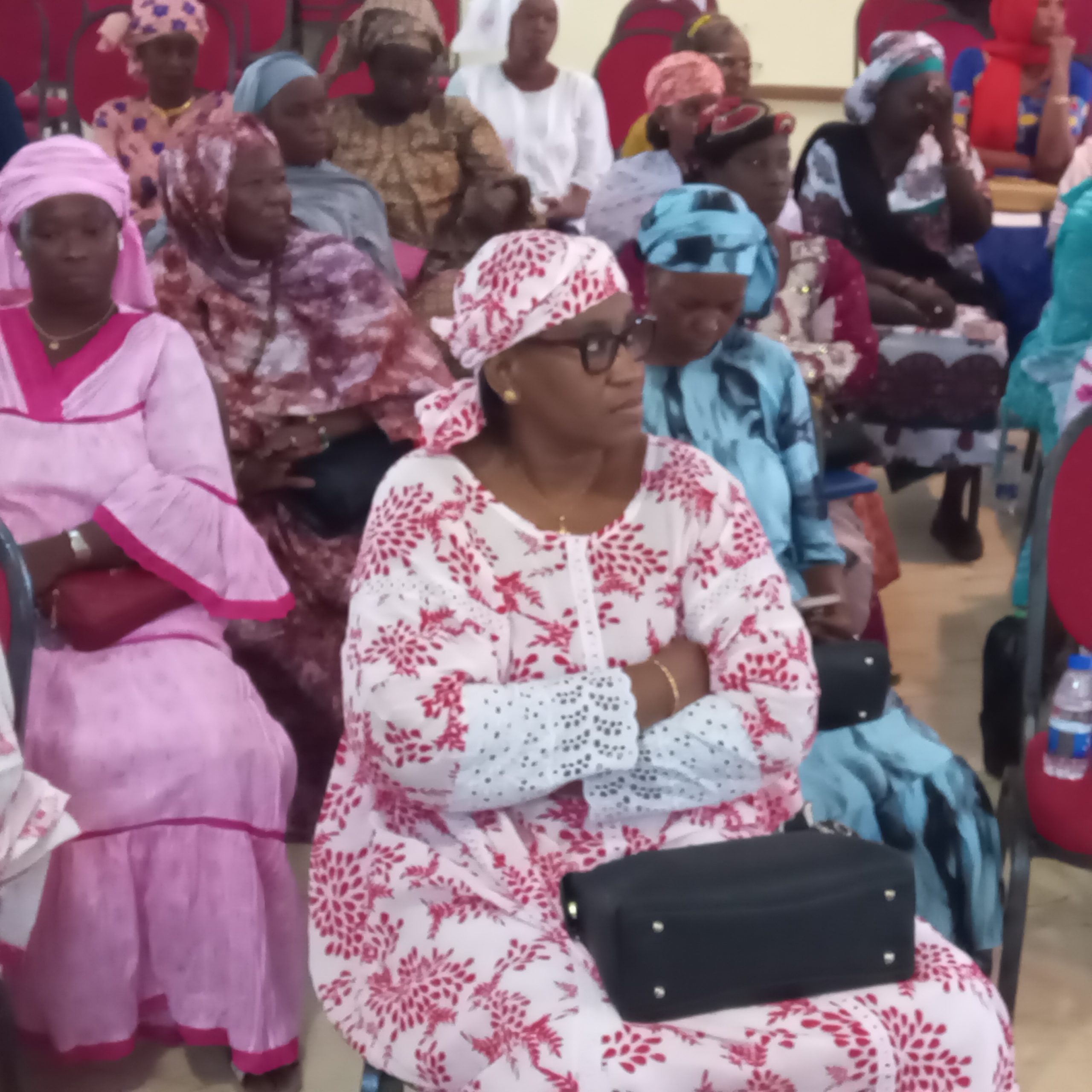 ATELIER DE RESTITUTION DES RESULTATS ET DE VALIDATION DU PLAN D’ACTIONS  DU RESEAU COMMUNAL DES GROUPEMENTS DE  FEMMES DE BAKEL