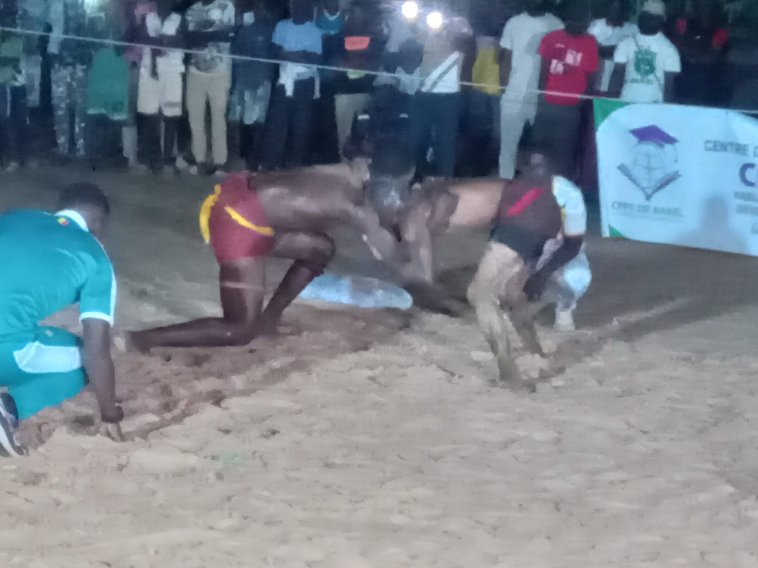 SPORT/BAKEL : GRAND TOURNOI DEPARTEMENTAL DE LUTTE TRADITIONNELLE